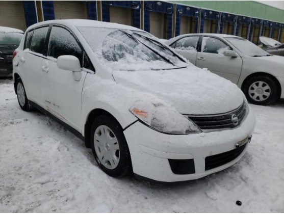 2011 NISSAN VERSA S