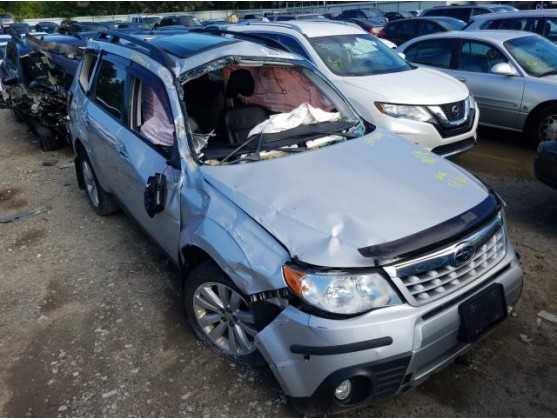 2011 SUBARU FORESTER LIMITED