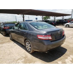 2011 TOYOTA CAMRY SE