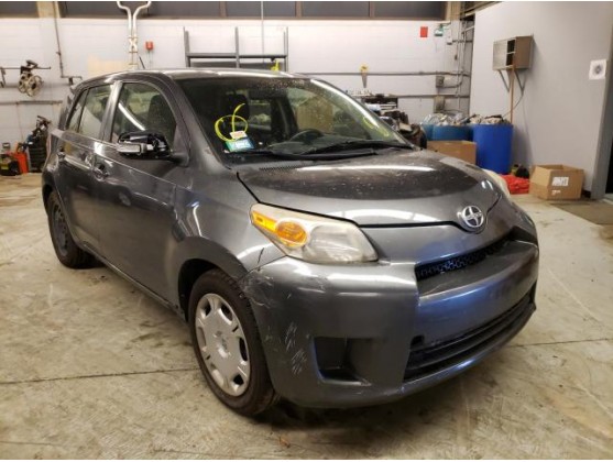 2011 TOYOTA SCION XD