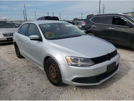 2011 VOLKSWAGEN JETTA SE