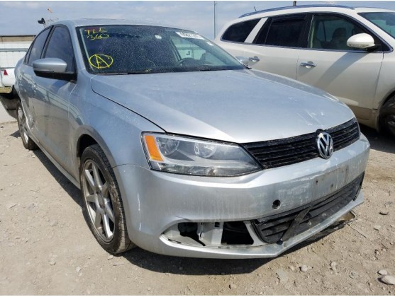 2011 VOLKSWAGEN JETTA SE