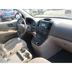 2012 KIA SEDONA LX