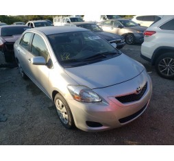 2012 TOYOTA YARIS