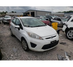 2013 FORD FIESTA SE