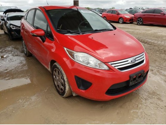 2013 FORD FIESTA SE