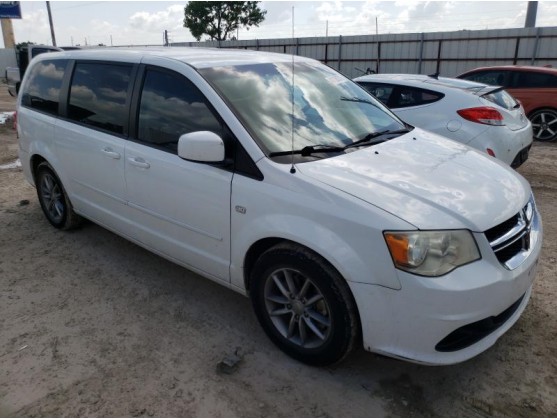 2014 DODGE GRAND CARAVAN SE