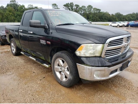 2015 RAM 1500 SLT