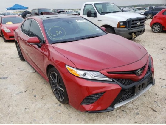 2020 TOYOTA CAMRY XSE