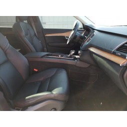 2021 VOLVO XC90 T6 MOMENTUM