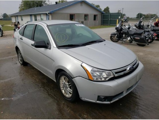 2011 FORD FOCUS SE