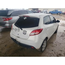 2011 MAZDA MAZDA2
