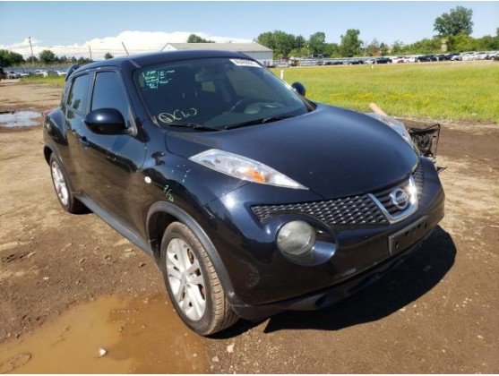 2011 NISSAN JUKE S