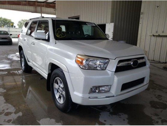 2011 TOYOTA 4RUNNER SR5