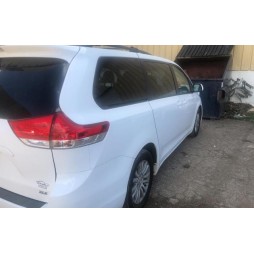 2011 TOYT SIENNA XLE