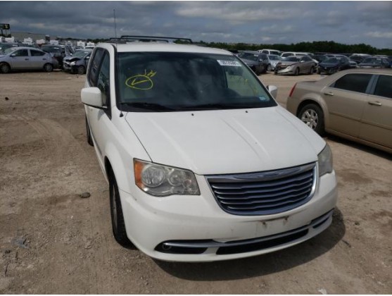 2013 CHRYSLER TOWN & COUNTRY TOURING