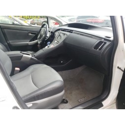 2013 TOYOTA PRIUS PLUG-IN