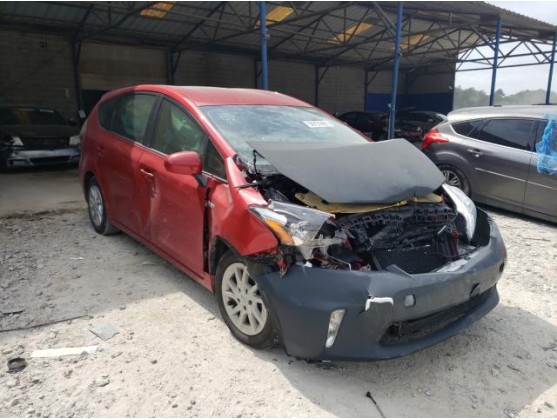 2013 TOYOTA PRIUS V