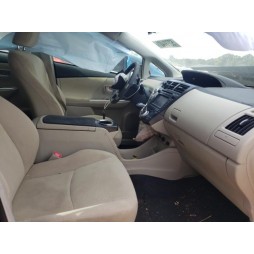 2013 TOYOTA PRIUS V
