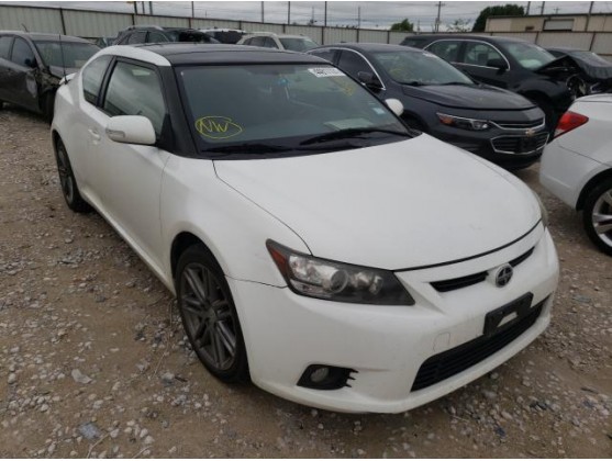 2013 TOYOTA SCION TC