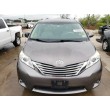 2013 TOYOTA SIENNA XLE