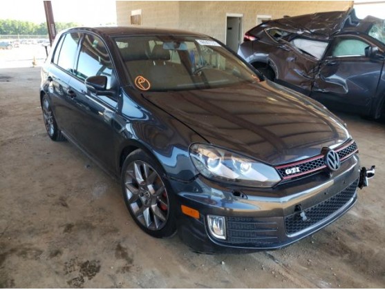 2013 VOLKSWAGEN GTI