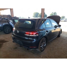 2013 VOLKSWAGEN GTI