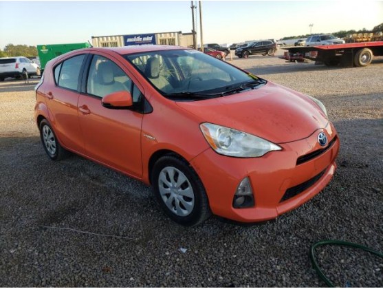 2014 TOYOTA PRIUS C