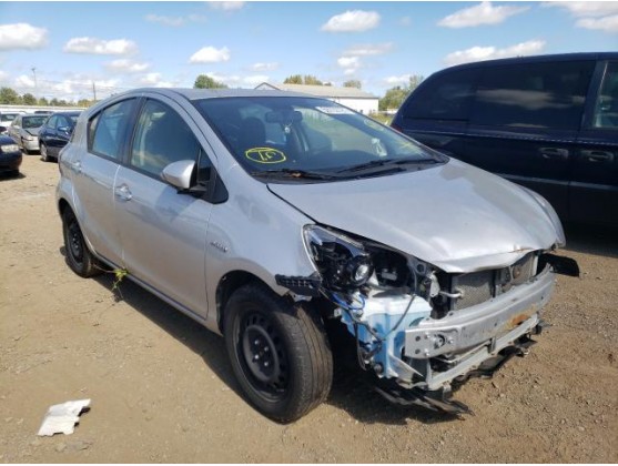 2015 TOYOTA PRIUS C
