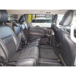2015 TOYOTA SIENNA SPORT
