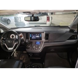 2015 TOYOTA SIENNA SPORT