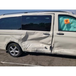 2016 MERCEDES-BENZ METRIS