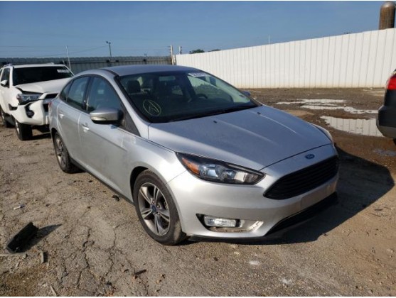 2017 FORD FOCUS SE