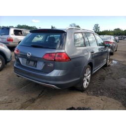 2017 VOLKSWAGEN GOLF ALLTRACK S