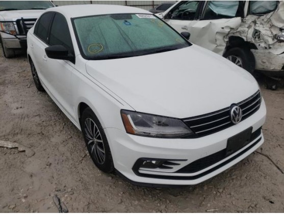 2018 VOLKSWAGEN JETTA SE
