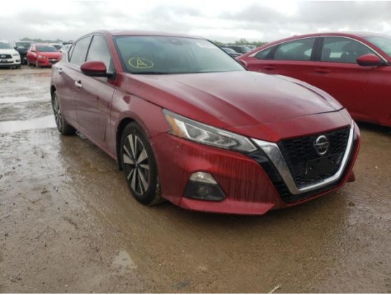 2019 NISSAN ALTIMA SV