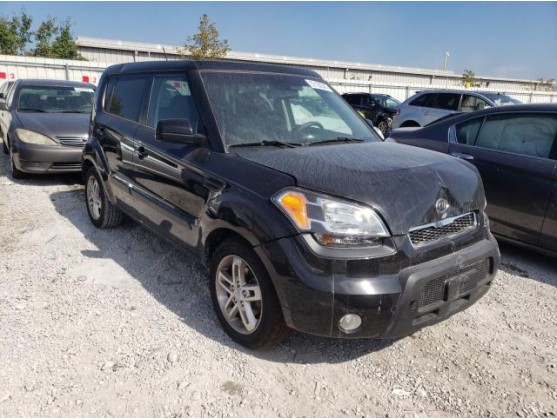 2011 KIA SOUL +