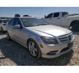 2011 MERCEDES-BENZ C 300