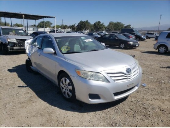2011 TOYOTA CAMRY BASE