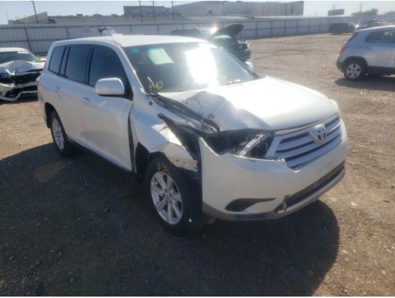 2011 TOYOTA HIGHLANDER BASE
