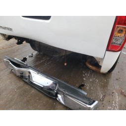 2012 NISSAN FRONTIER S