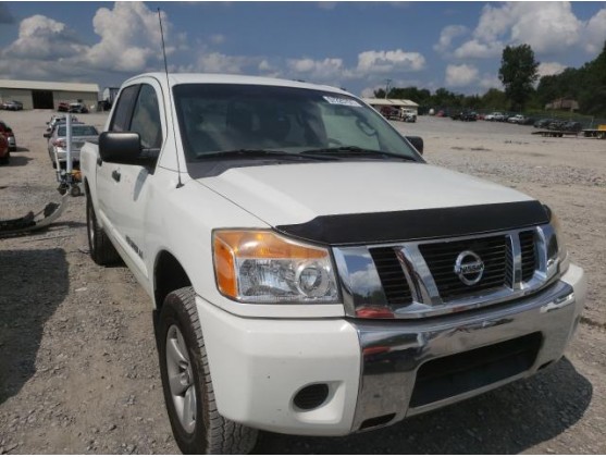 2012 NISSAN TITAN S