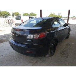 2013 MAZDA 3 I