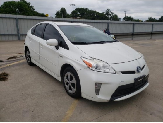 2013 TOYOTA PRIUS