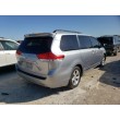 2013 TOYOTA SIENNA LE