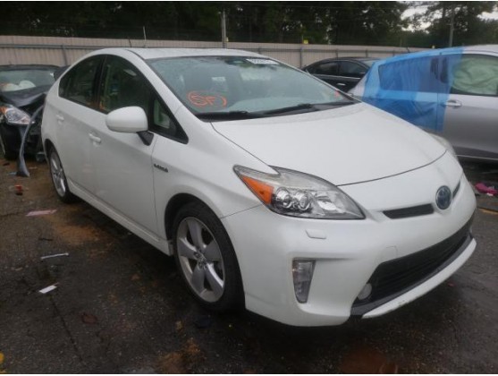 2014 TOYOTA PRIUS