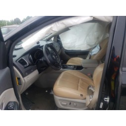 2015 KIA SEDONA LX