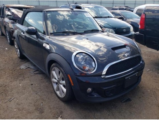 2015 MINI COOPER S