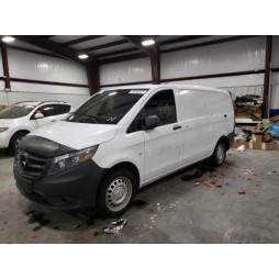2016 MERCEDES-BENZ METRIS