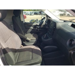 2016 MERCEDES-BENZ METRIS